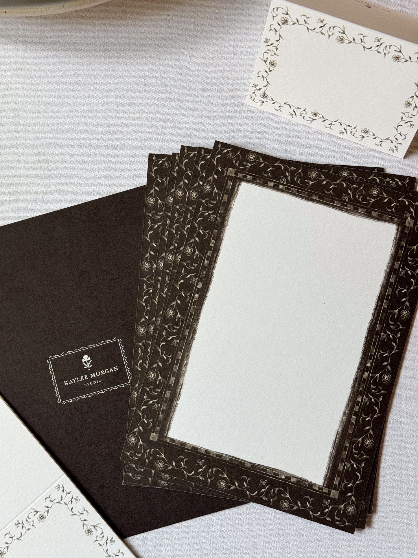 Heirloom Hosting Set