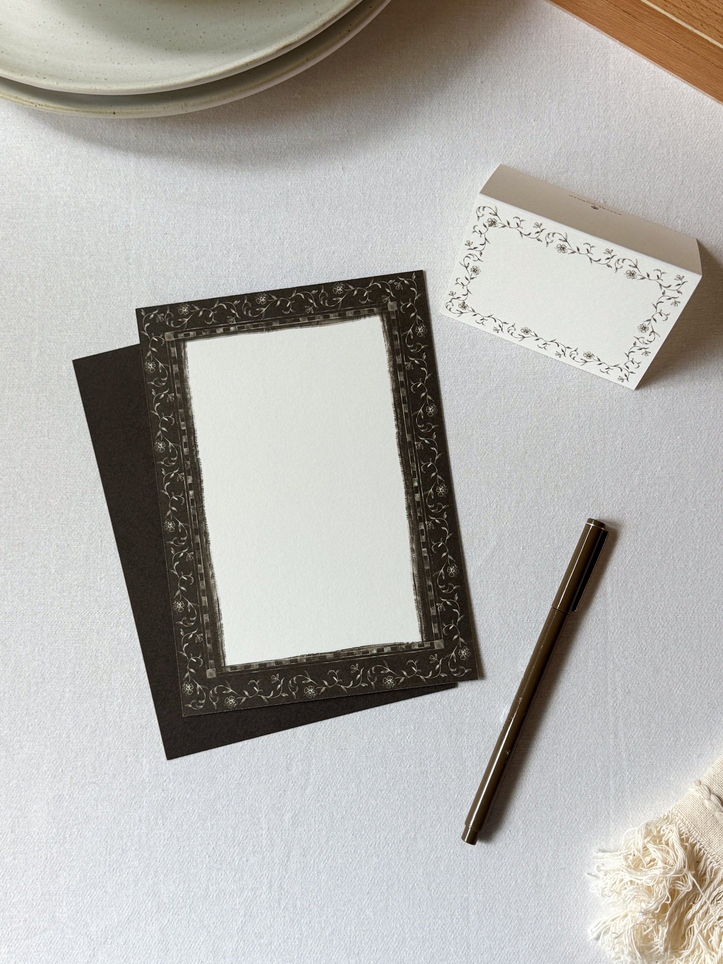 Heirloom Hosting Set