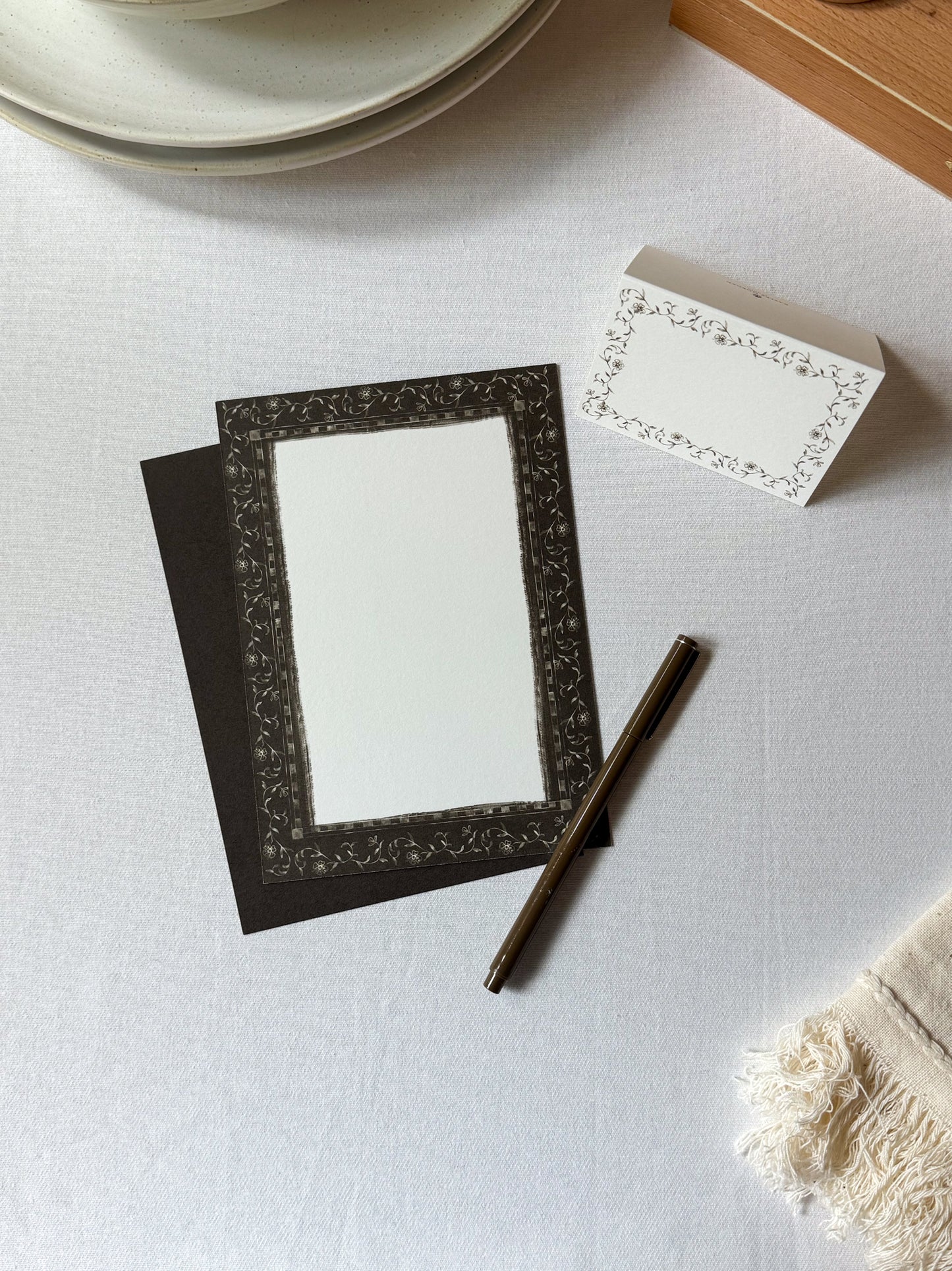 Heirloom Hosting Set