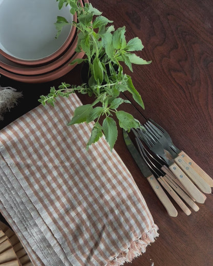 Tan Gingham Tabletop Bundle